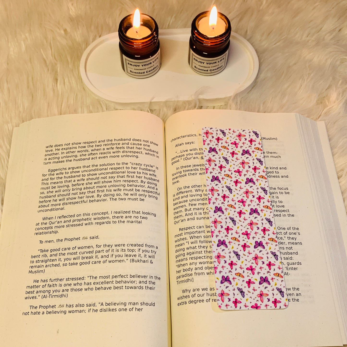 Butterfly Design Bookmark – Elegant Aesthetic Style
