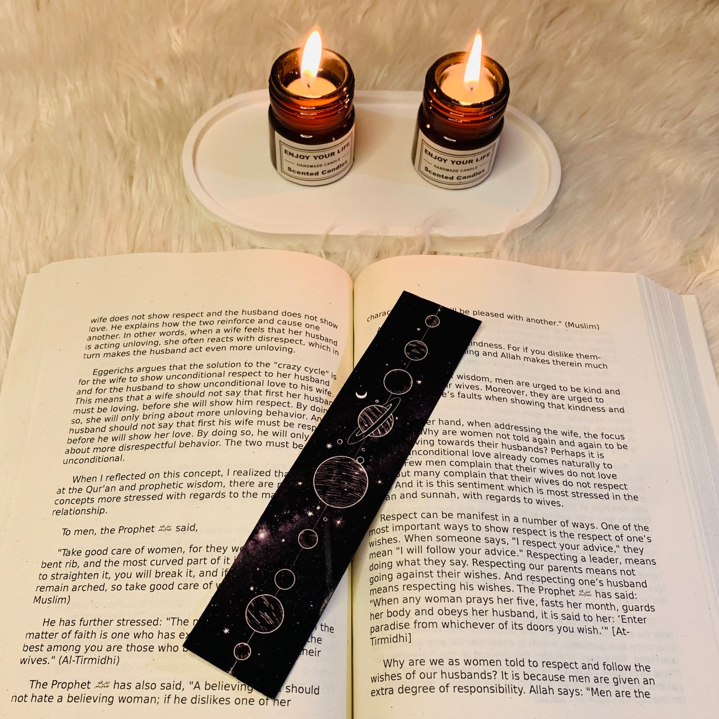 Moon & Crescent Bookmark – Trendy Lunar Design